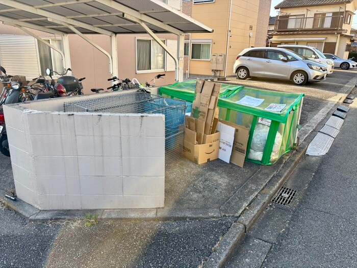 物件外観写真4　(建物設備)