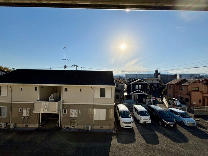 物件内観写真22　(室内からの展望)