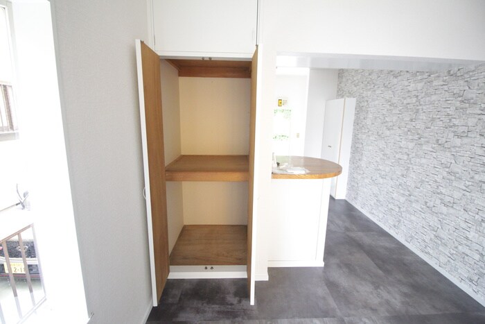 物件内観写真13　(収納)
