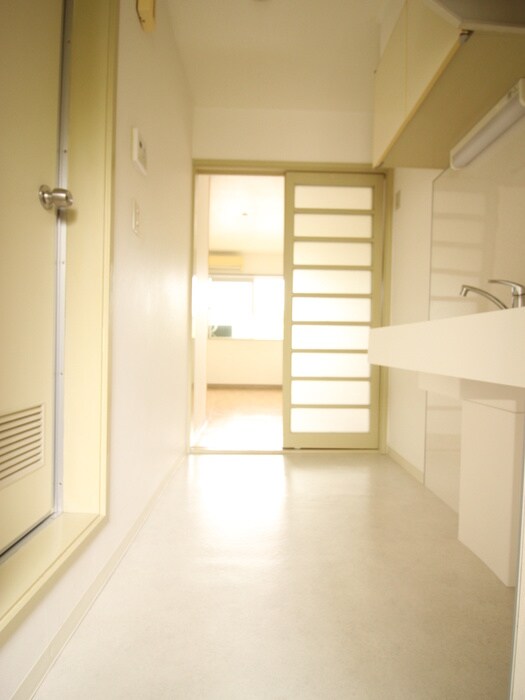物件内観写真15　(廊下)