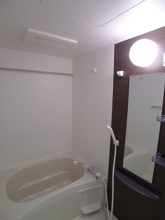 リブリ・千葉公園のバス