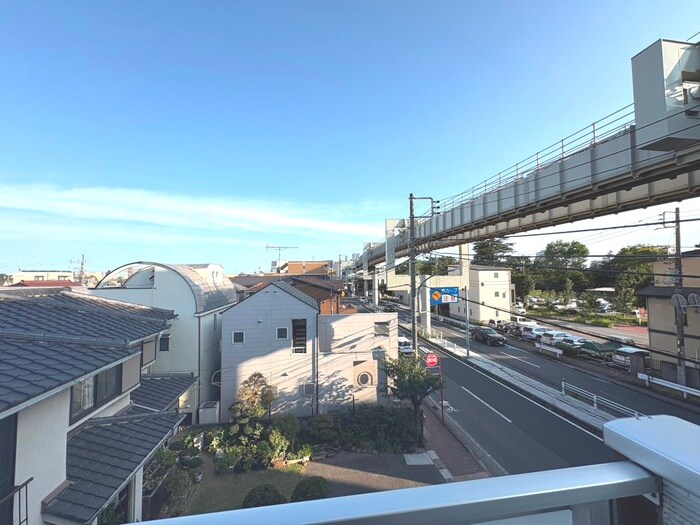 物件内観写真22　(室内からの展望)