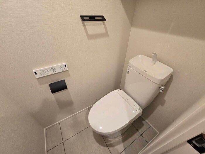 物件内観写真10　(トイレ)
