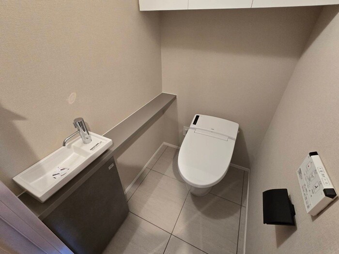 物件内観写真10　(トイレ)