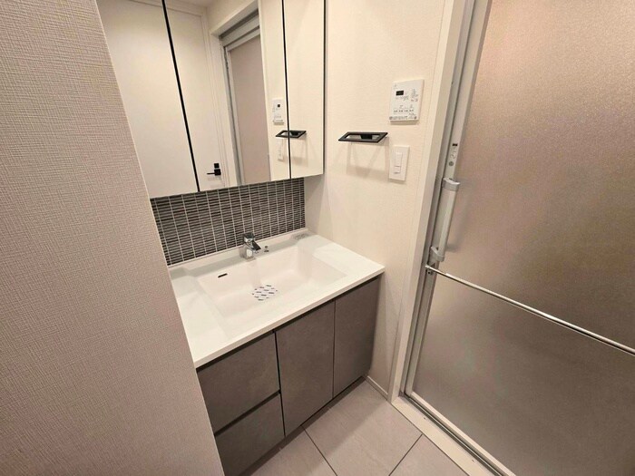 物件内観写真11　(洗面)