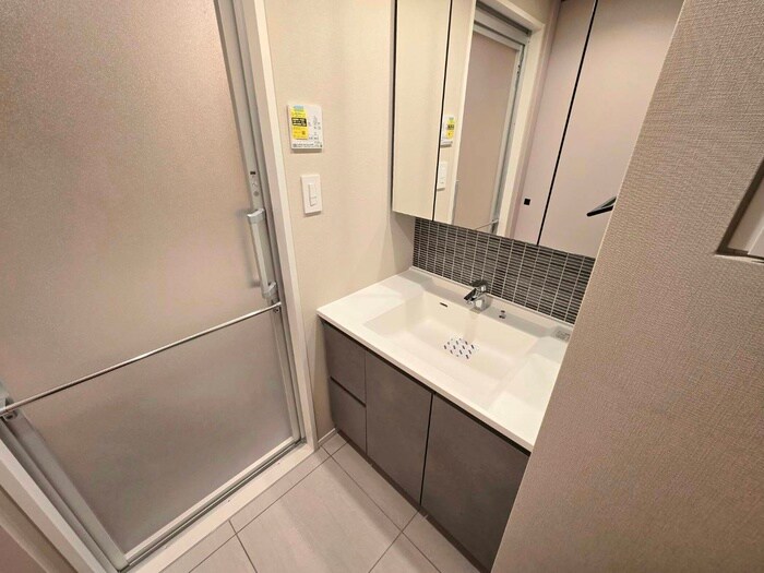 物件内観写真11　(洗面)