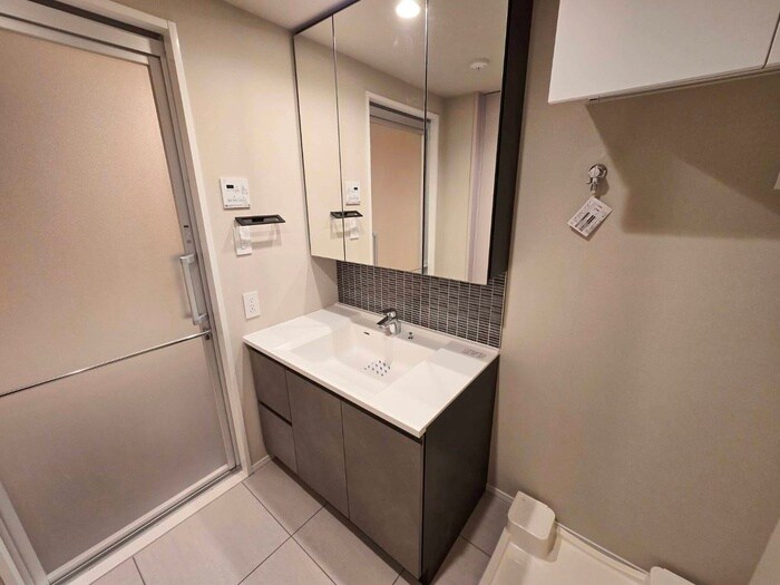 物件内観写真11　(洗面)