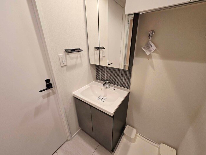 物件内観写真11　(洗面)