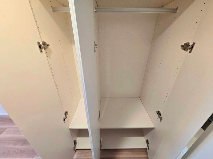 物件内観写真13　(収納)