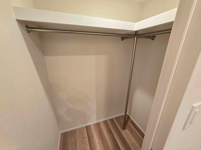 物件内観写真13　(収納)