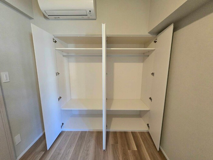 物件内観写真13　(収納)