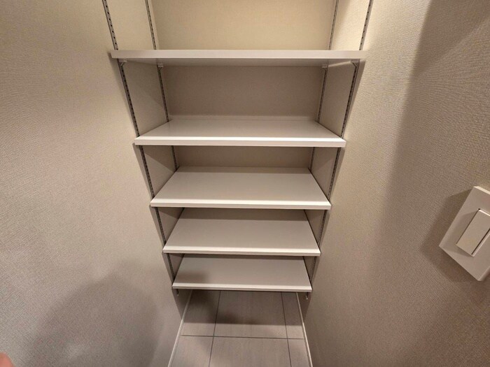 物件内観写真14　(靴箱)