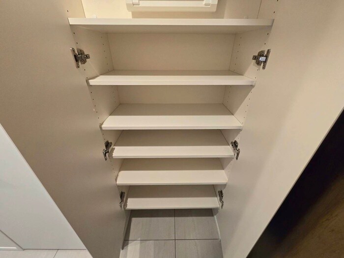 物件内観写真14　(靴箱)