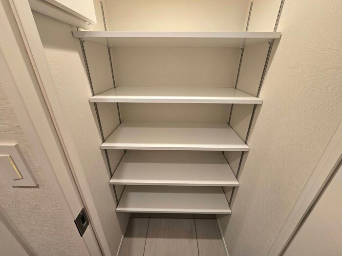 物件内観写真14　(靴箱)