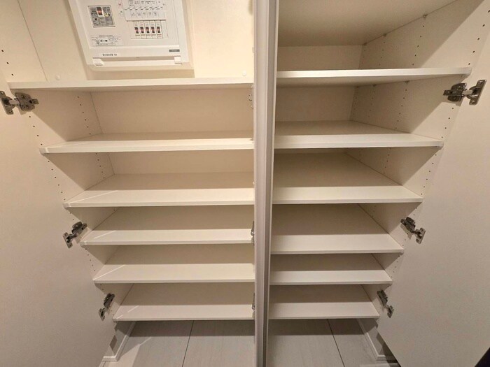 物件内観写真14　(靴箱)