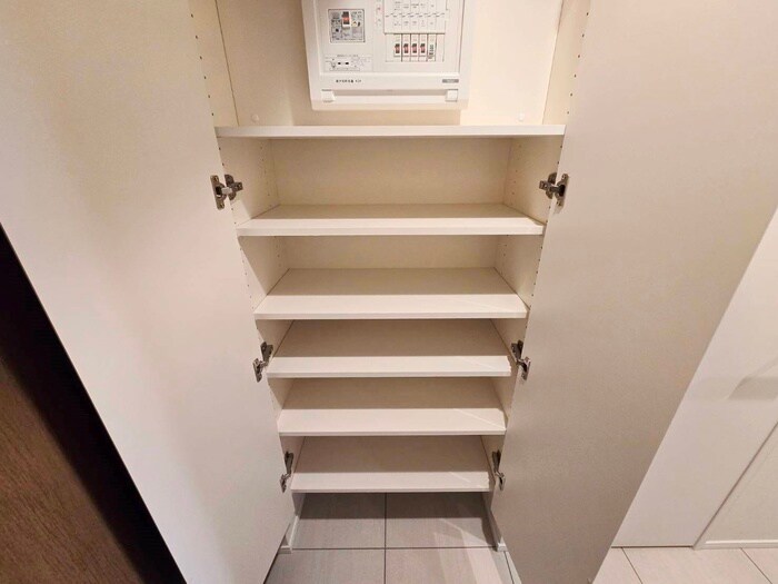 物件内観写真14　(靴箱)