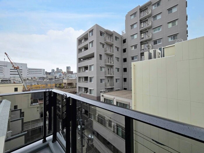 物件内観写真16　(室内からの展望)