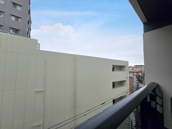 物件内観写真16　(室内からの展望)