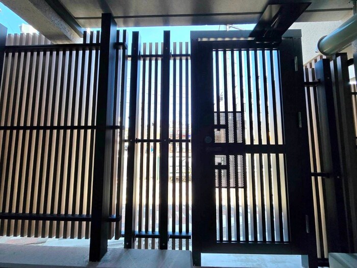 物件内観写真16　(室内からの展望)