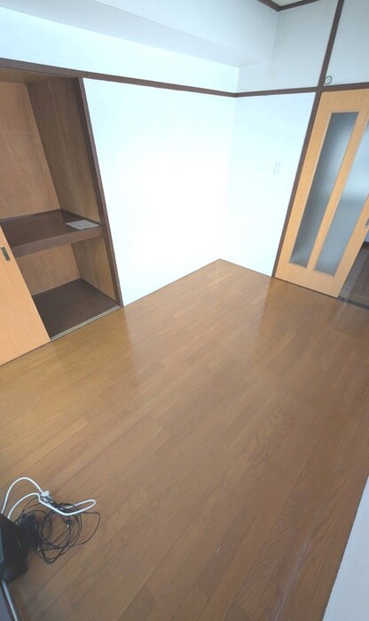 物件内観写真11　(居室)