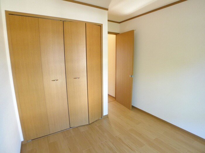 物件内観写真10　(居室)