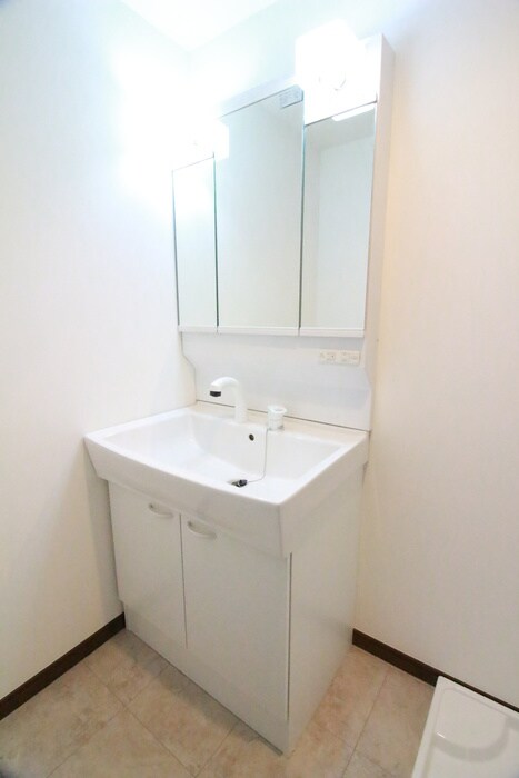 物件内観写真9　(洗面)