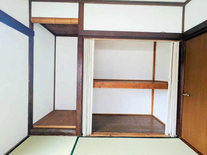 物件内観写真16　(収納)