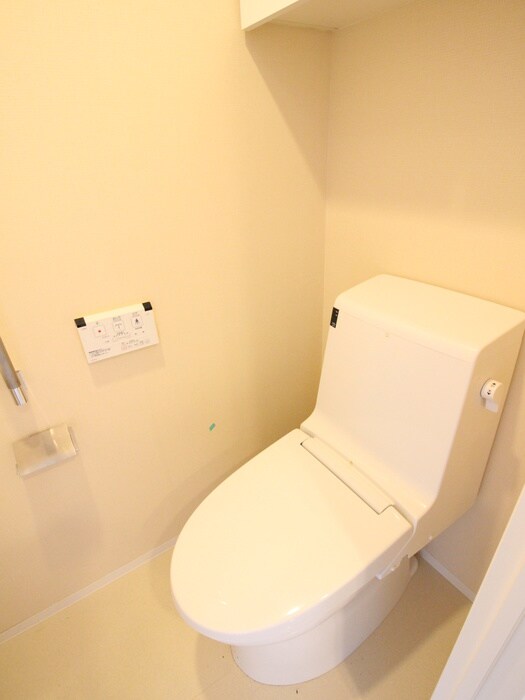 物件内観写真10　(トイレ)