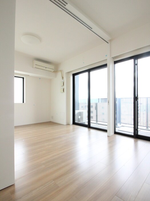 物件内観写真15　(居室)