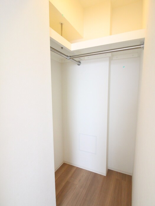 物件内観写真16　(収納)