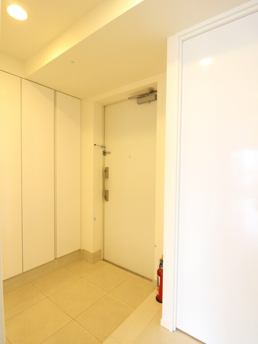 物件内観写真18　(廊下)