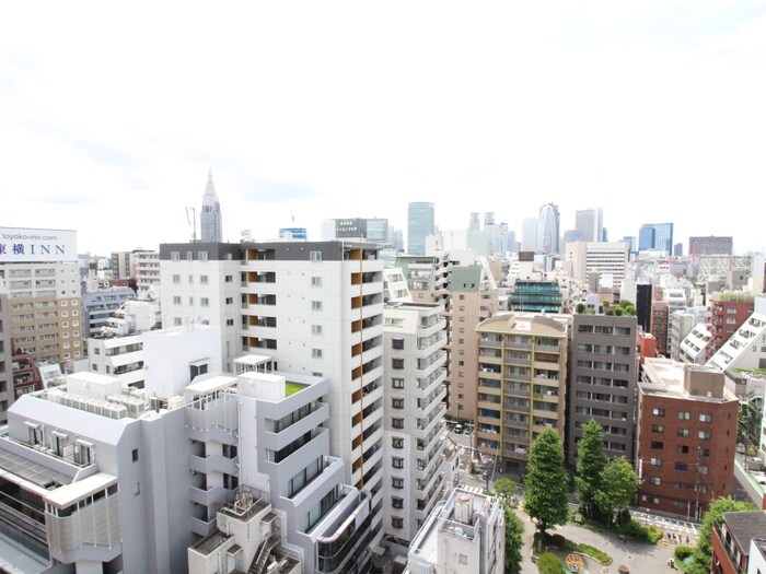 物件内観写真22　(室内からの展望)