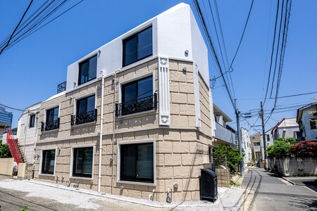 HJ PLACE 初台南外観写真