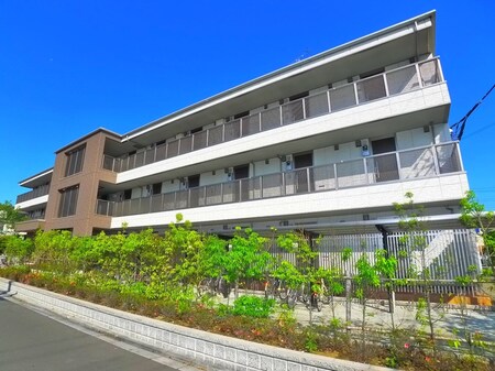 シャルマン外観写真