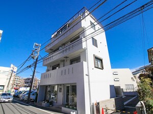 青木ビル外観写真