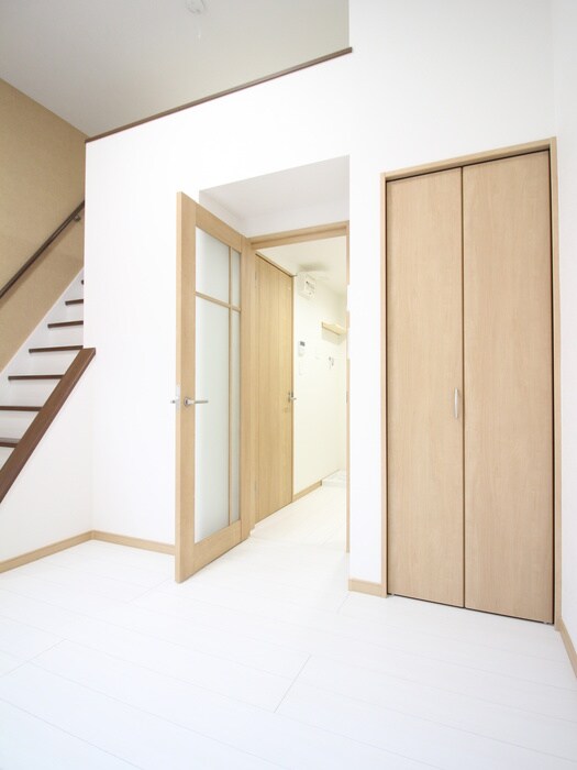 物件内観写真8　(居室)