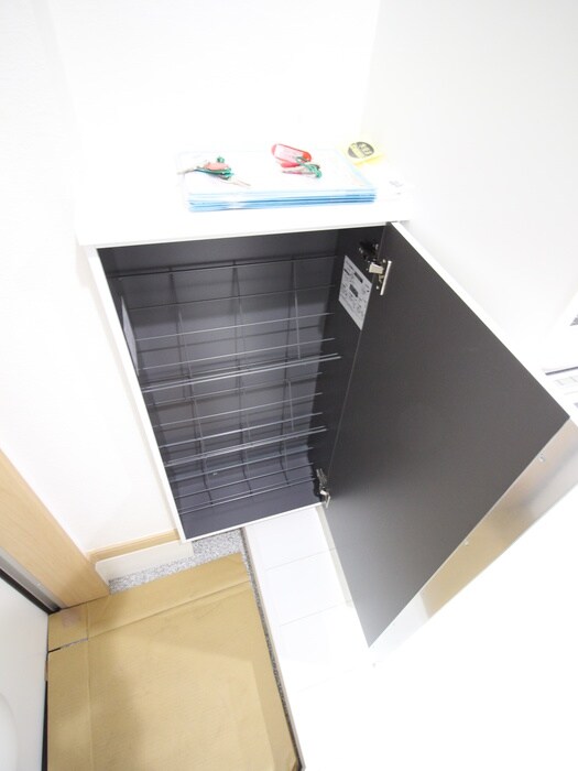 物件内観写真17　(室内からの展望)