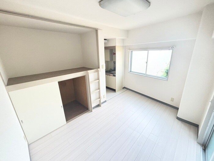 物件内観写真7　(居室)