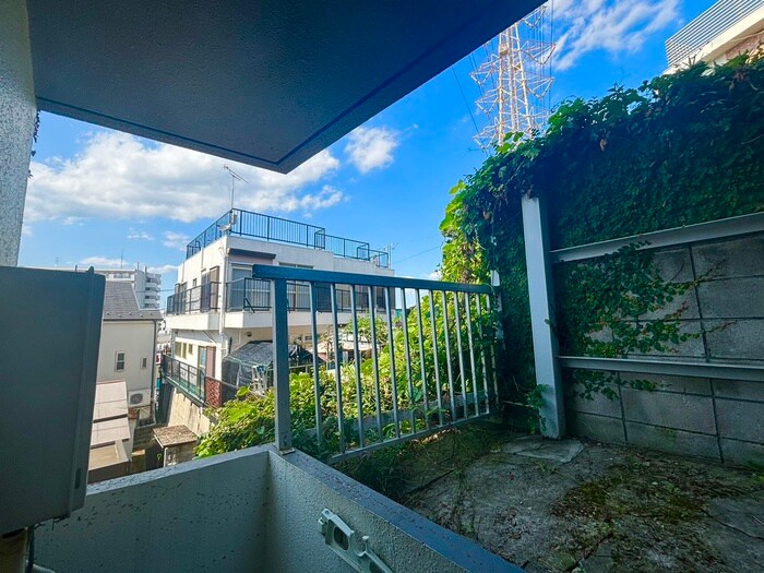 物件内観写真16　(室内からの展望)