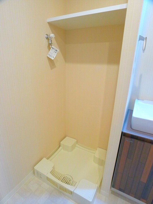 物件内観写真21　(洗濯機置場)