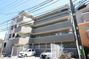 ヒルズ青山外観写真