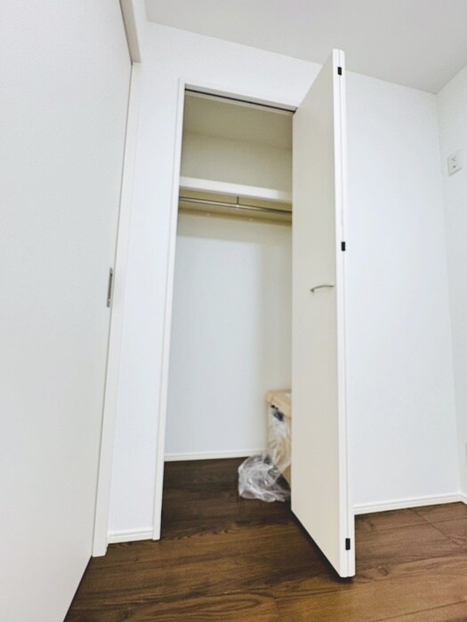 物件内観写真13　(収納)