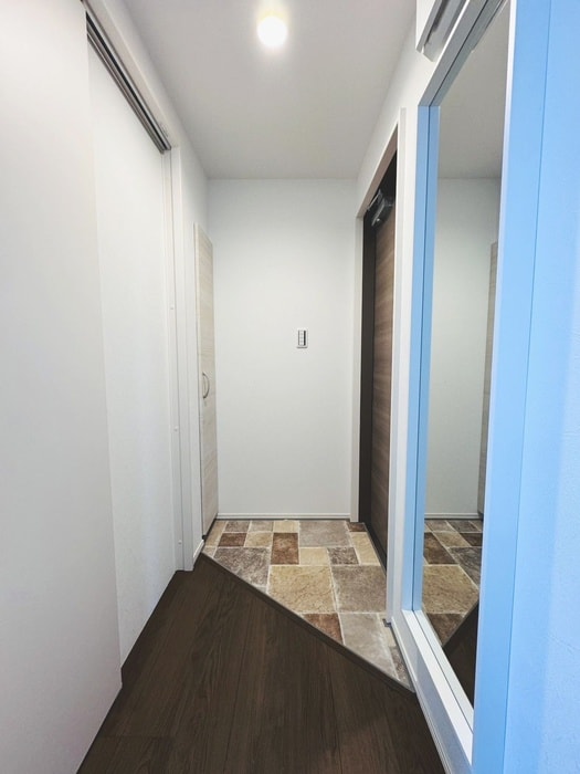 物件内観写真18　(廊下)