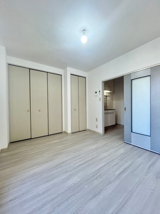 物件内観写真8　(居室)