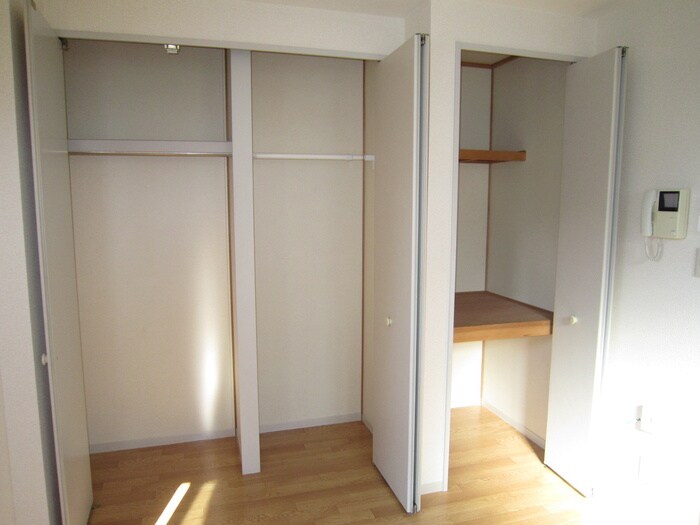 物件内観写真10　(収納)