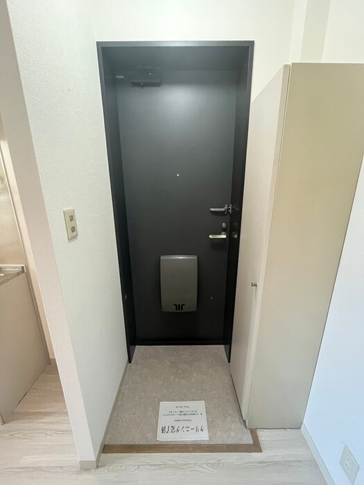物件内観写真14　(玄関)