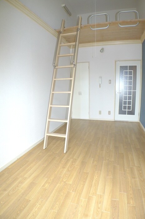 物件内観写真9　(居室)