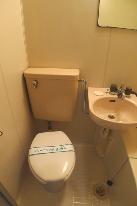 物件内観写真13　(トイレ)