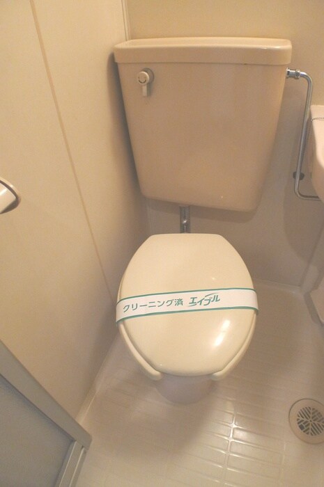 物件内観写真13　(トイレ)