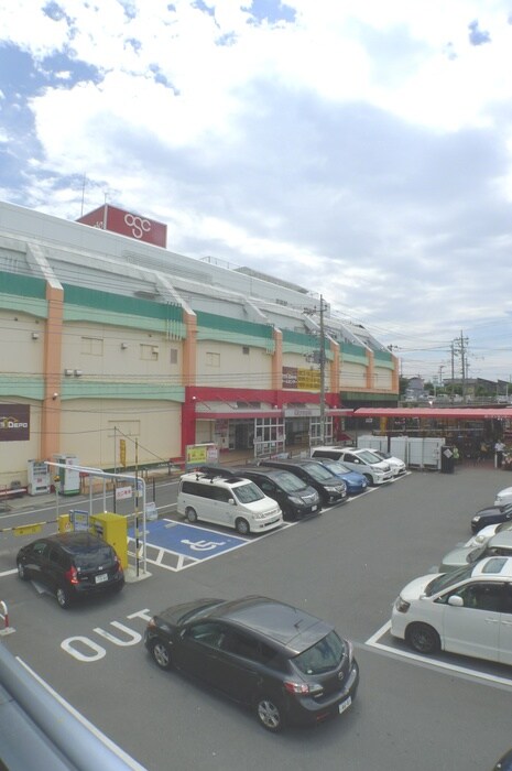 物件内観写真20　(室内からの展望)